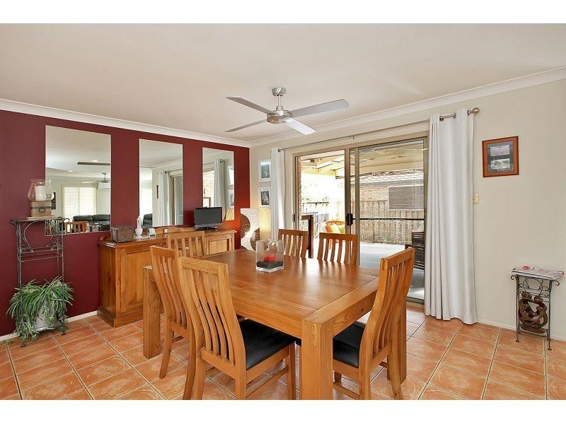 10 Satinwood Street, Noosaville QLD 4566