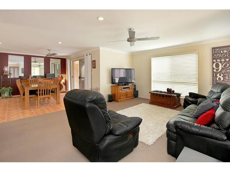 10 Satinwood Street, Noosaville QLD 4566