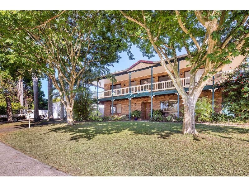 18 Outlook Drive, Tewantin QLD 4565