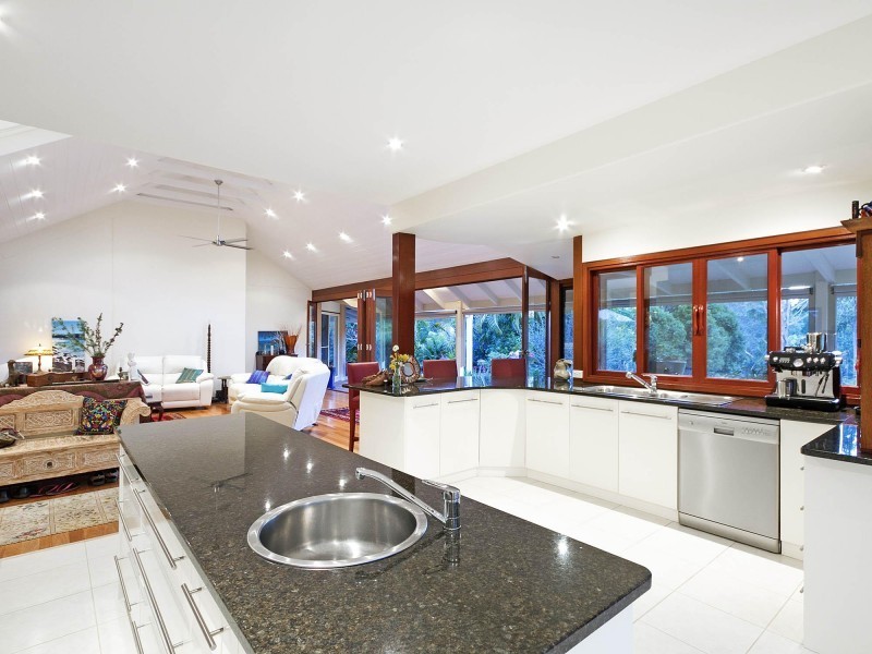 44 Patterson Drive, Tinbeerwah QLD 4563