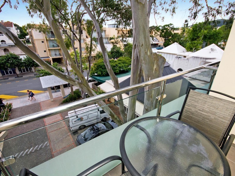 300/301/’Hotel Laguna’ 6 Hastings Street, Noosa Heads QLD 4567