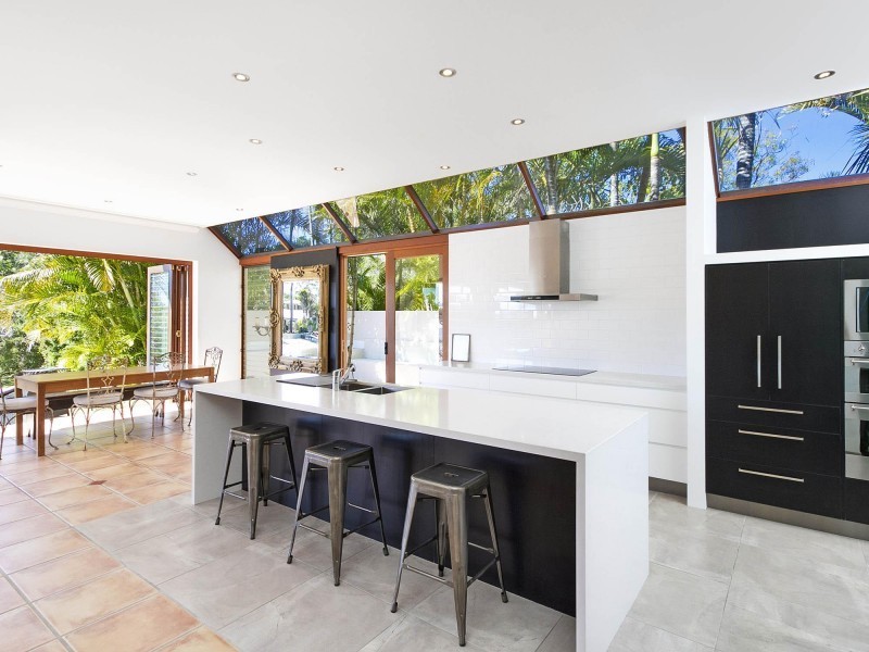 7 Dolphin Crescent, Noosa Heads QLD 4567