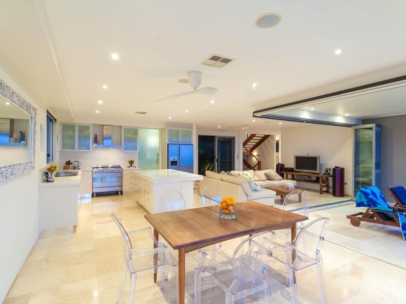42 Orient Drive, Sunrise Beach QLD 4567