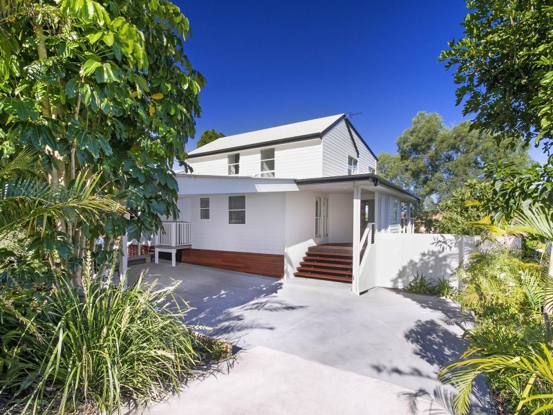 12 Wyona Drive, Noosa Heads QLD 4567