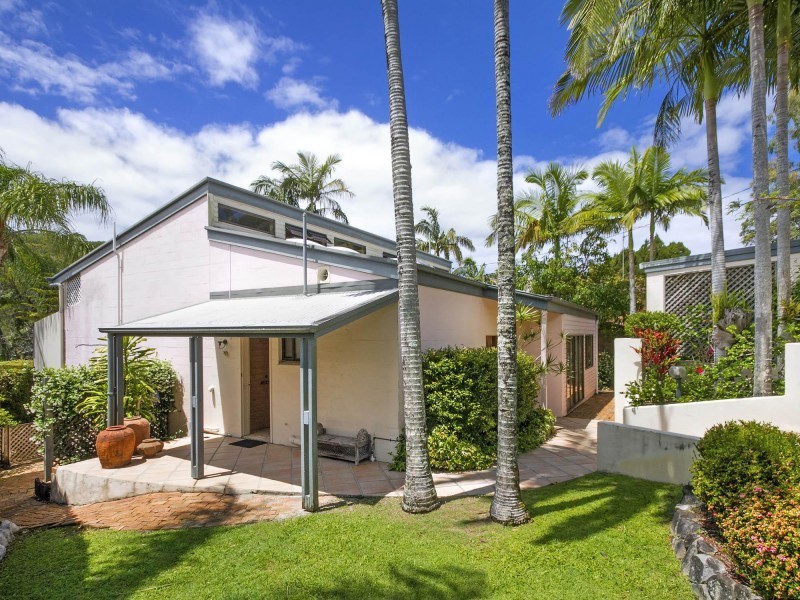 26 Angler Street, Noosa Heads QLD 4567
