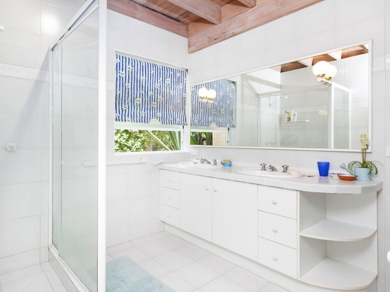 26 Angler Street, Noosa Heads QLD 4567