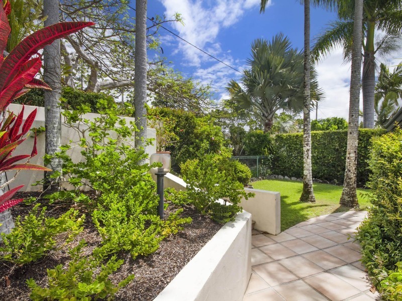 26 Angler Street, Noosa Heads QLD 4567