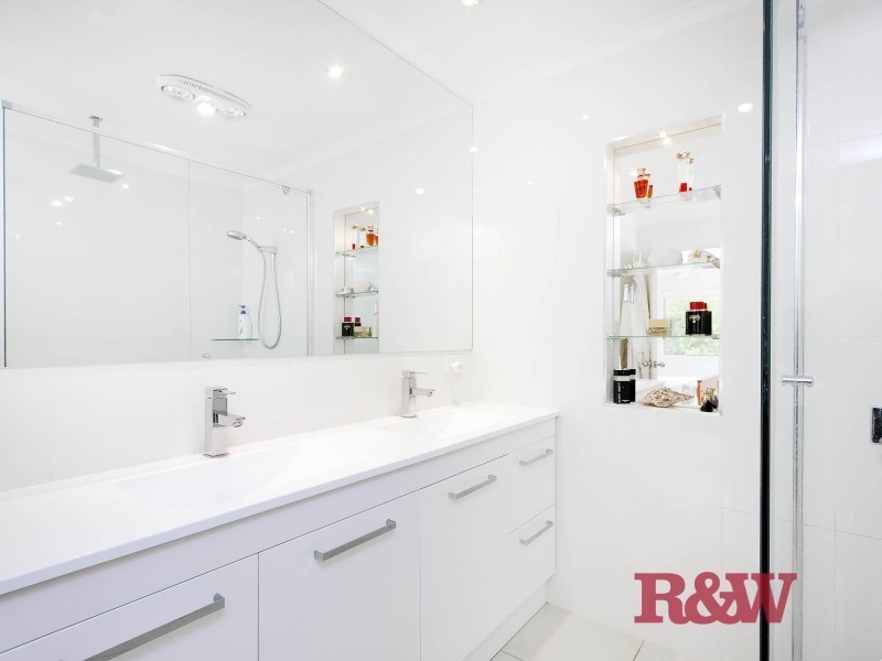 18 Tedford Drive, Tewantin QLD 4565