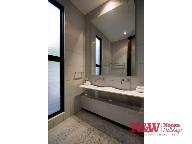 3 Kiamba Court, Sunshine Beach QLD 4567