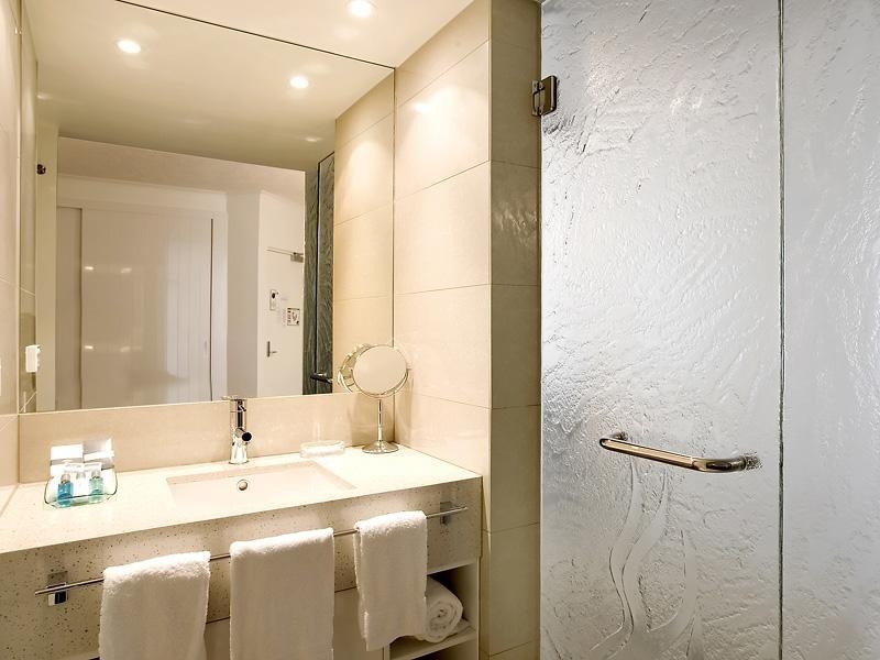 23/49 ‘On the Beach’ Hastings Street, Noosa Heads QLD 4567