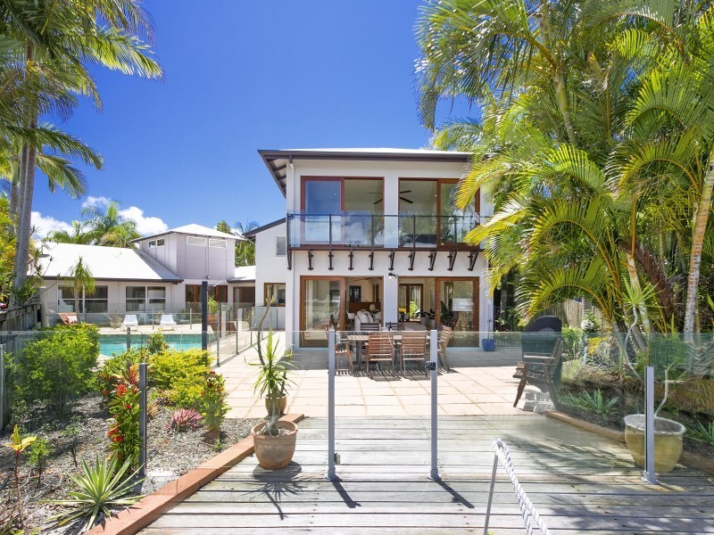 15 Cooran Court, Noosa Heads QLD 4567