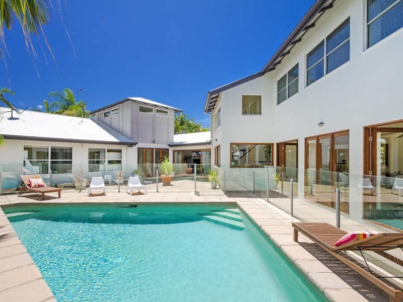 15 Cooran Court, Noosa Heads QLD 4567
