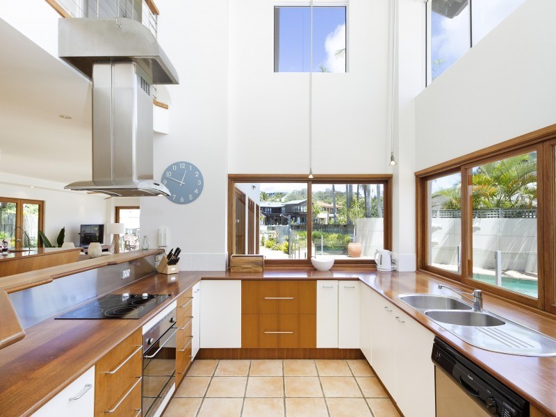 15 Cooran Court, Noosa Heads QLD 4567