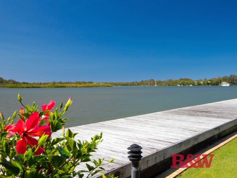 15/’Noosa River Quays’  Blakesley Street, Tewantin QLD 4565