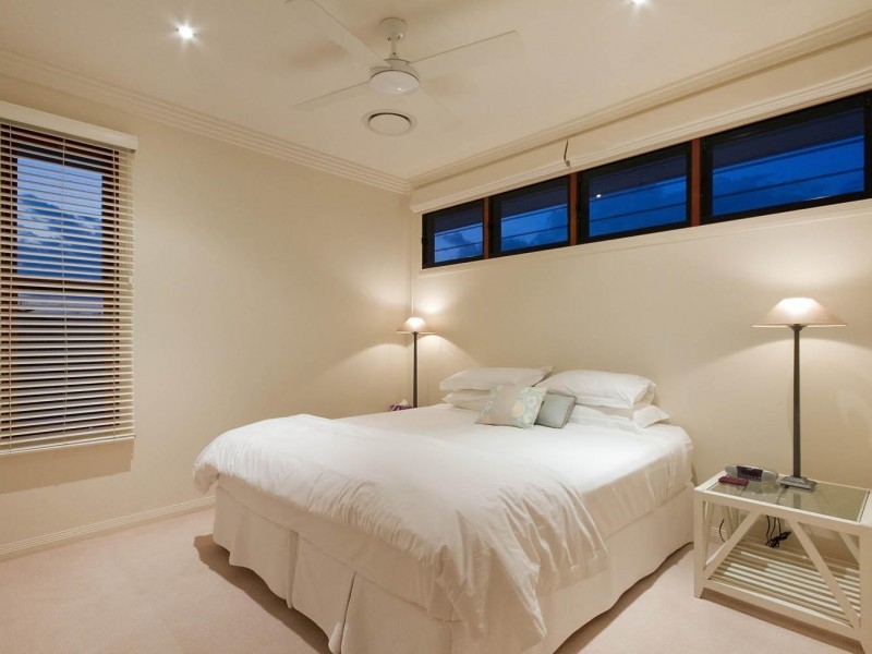 16 The Promontory, Noosa Waters QLD 4566