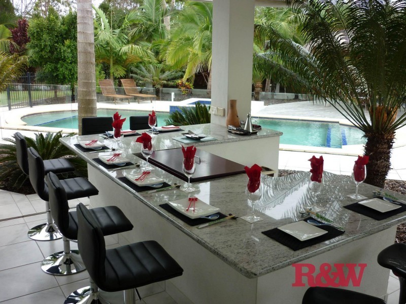 254 Illoura Place, Cooroibah QLD 4565