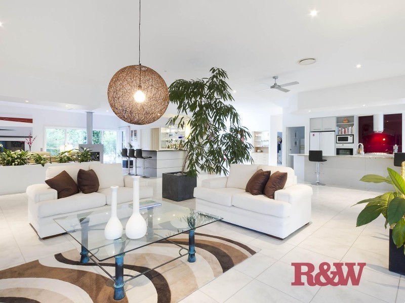 254 Illoura Place, Cooroibah QLD 4565