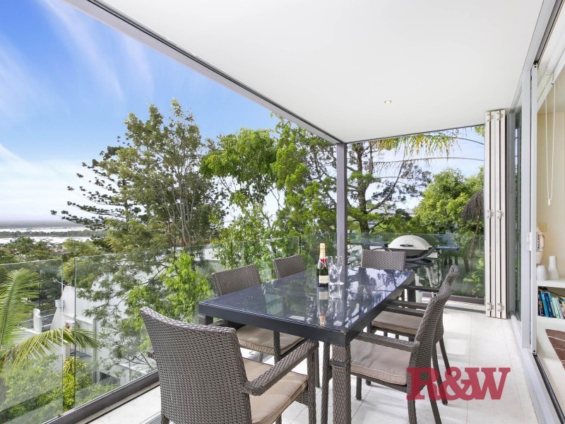 18/’The Rise’ 37 Noosa Drive, Noosa Heads QLD 4567