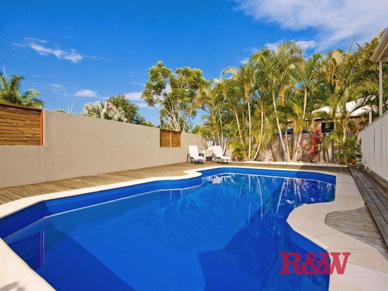 19 Leafhaven Drive, Tewantin QLD 4565