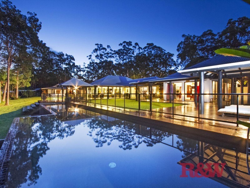 261 Dath Henderson Road, Tinbeerwah QLD 4563