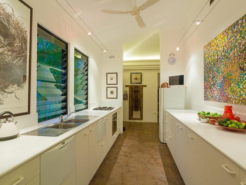 261 Dath Henderson Road, Tinbeerwah QLD 4563