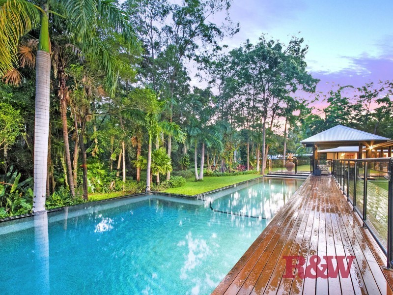 261 Dath Henderson Road, Tinbeerwah QLD 4563