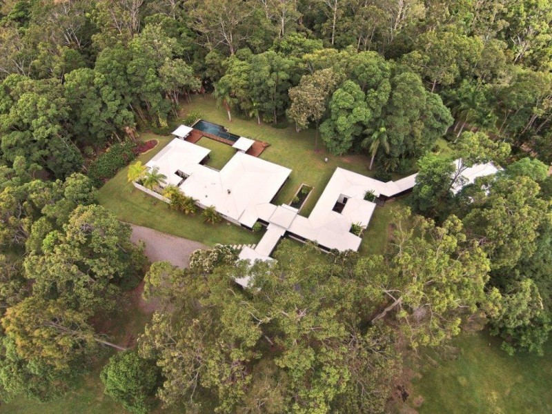 261 Dath Henderson Road, Tinbeerwah QLD 4563