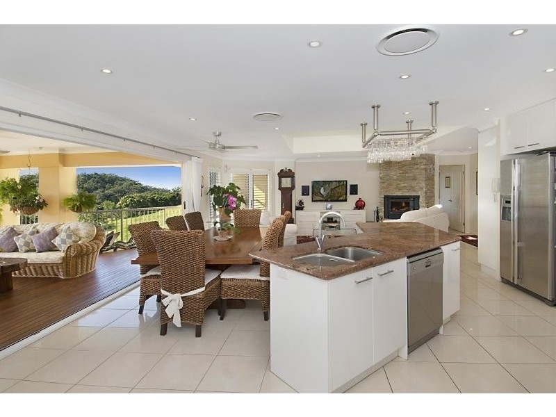 39 Coast View Parade, Doonan QLD 4562