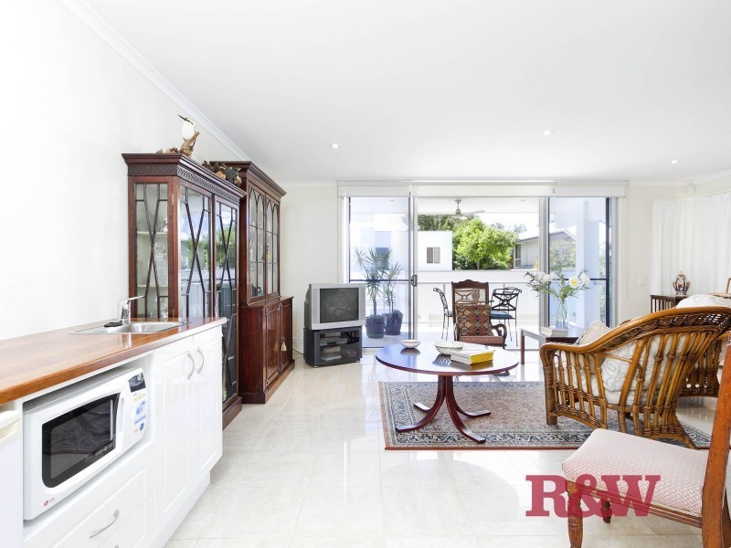 2/’Freshwater Bay’ 12 Blakesley Street, Tewantin QLD 4565