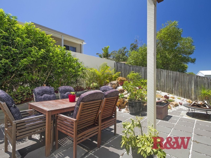 Apt 6/14 Sobraon Street, Sunrise Beach QLD 4567