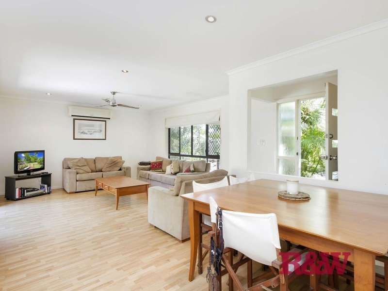 9 Sunset Drive, Noosa Heads QLD 4567