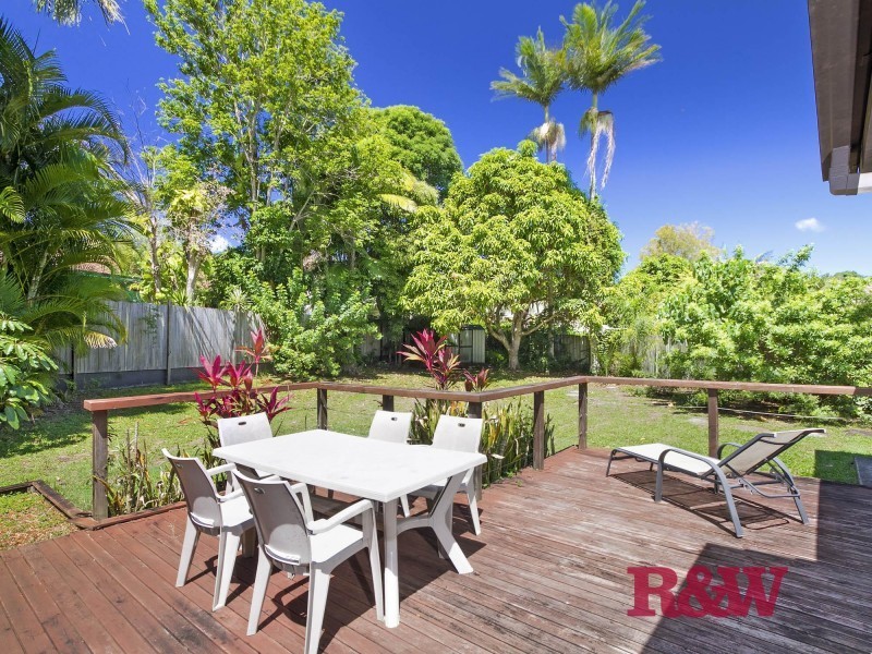 9 Sunset Drive, Noosa Heads QLD 4567