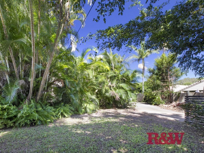 9 Sunset Drive, Noosa Heads QLD 4567