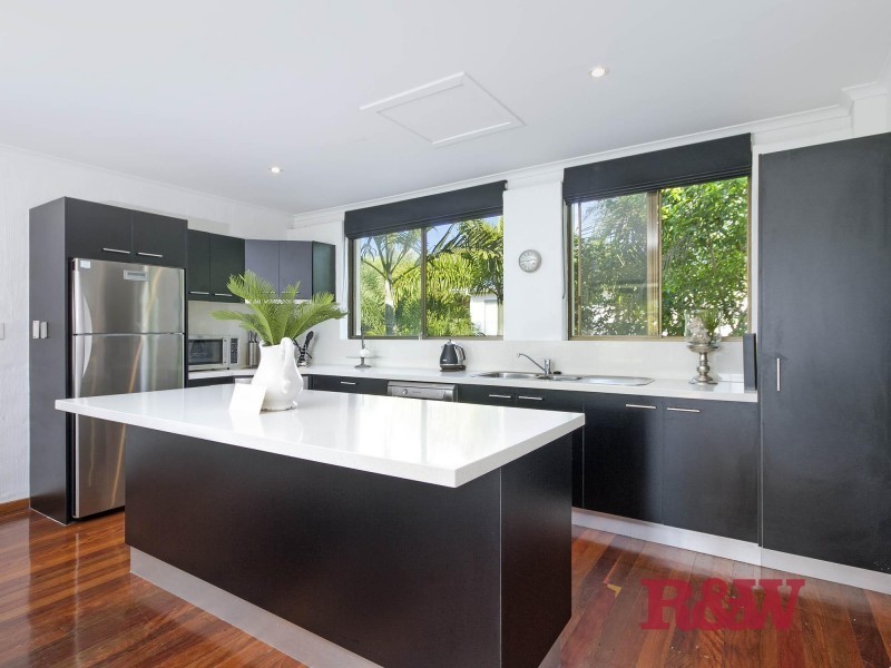 3/17 ‘Ocean Palms’ Noosa Parade, Noosa Heads QLD 4567