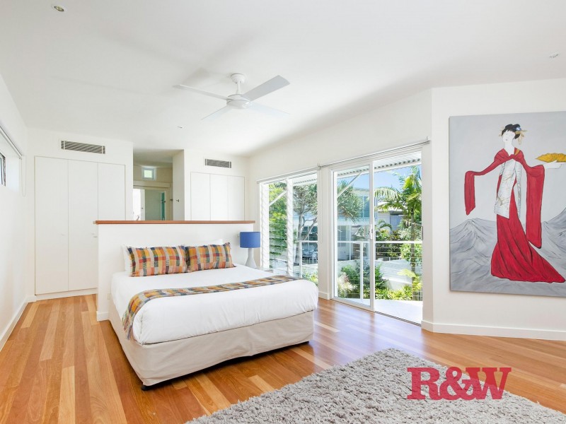 17 The Esplanade, Sunshine Beach QLD 4567