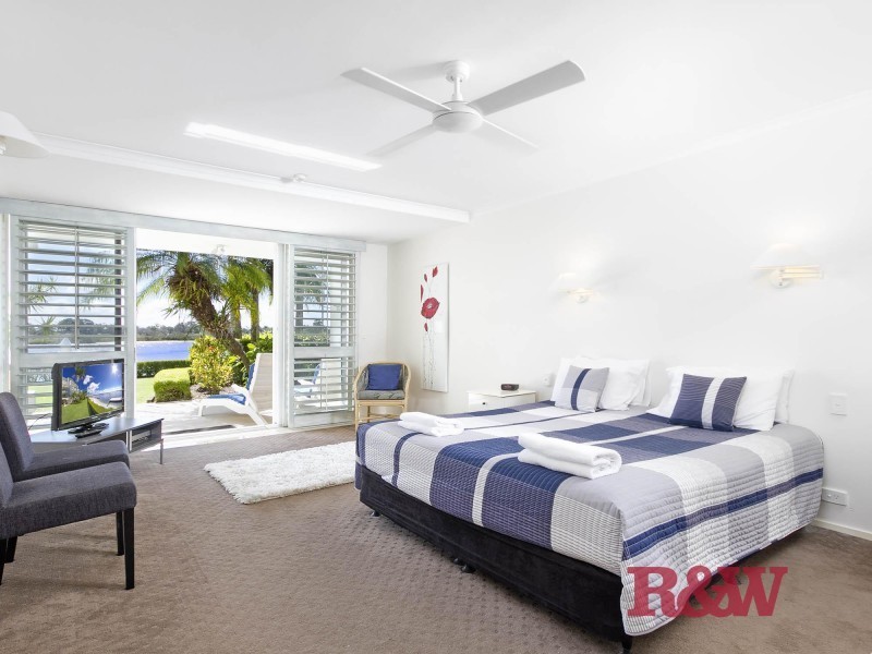 4/4 ‘Noosa Quays’  Quamby Place, Noosa Heads QLD 4567