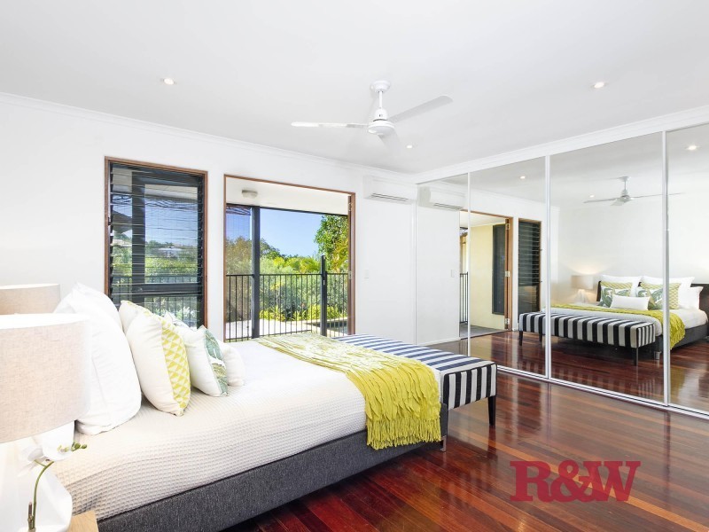 5 Weatherly Court, Sunrise Beach QLD 4567
