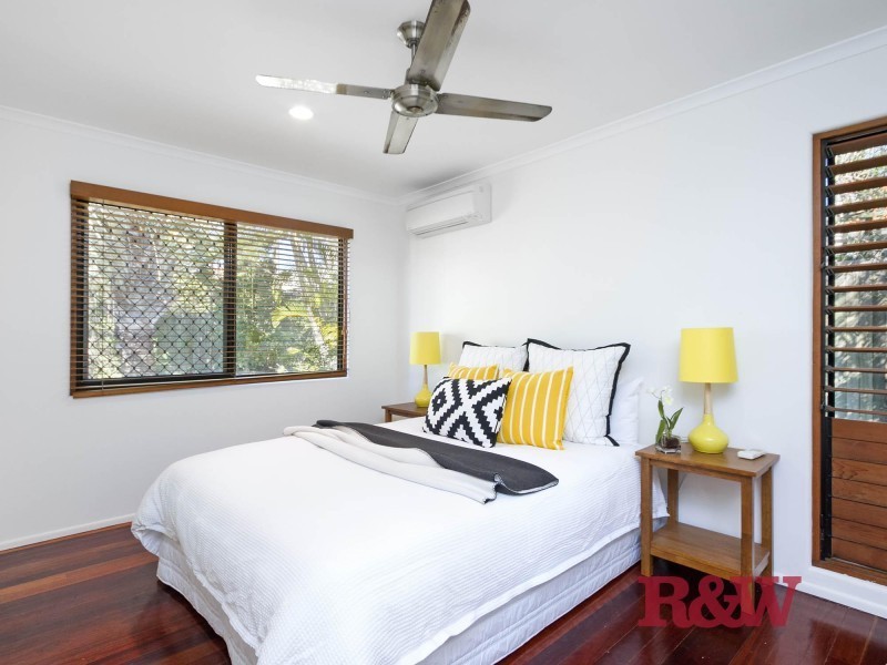 5 Weatherly Court, Sunrise Beach QLD 4567