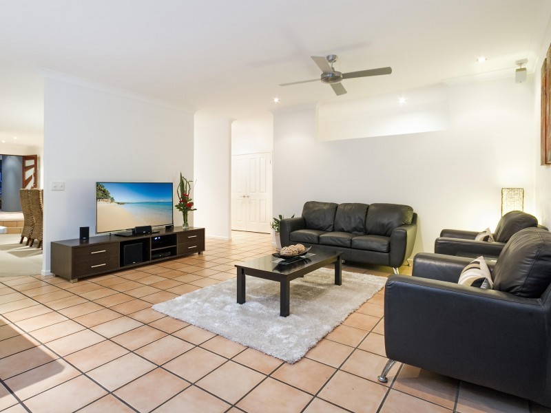 5 Burgess Drive, Tewantin QLD 4565