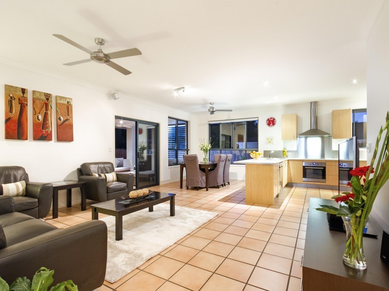 5 Burgess Drive, Tewantin QLD 4565