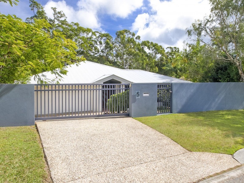 5 Burgess Drive, Tewantin QLD 4565