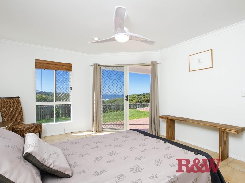 6 Caribbean Court, Castaways Beach QLD 4567