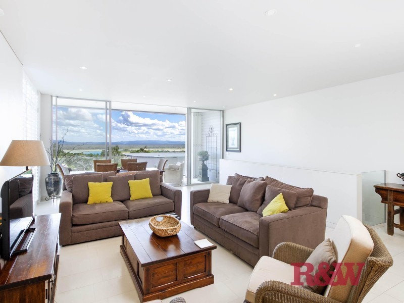 27/37 ‘The Rise’ Noosa Drive, Noosa Heads QLD 4567