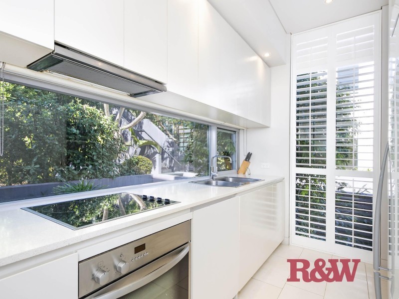 27/37 ‘The Rise’ Noosa Drive, Noosa Heads QLD 4567