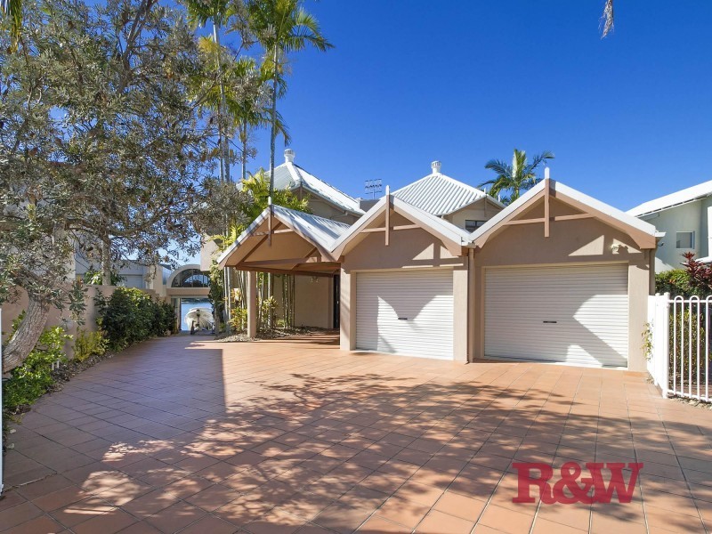 33 Wyuna Drive, Noosa Heads QLD 4567