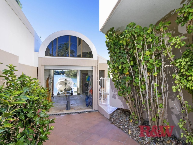 33 Wyuna Drive, Noosa Heads QLD 4567