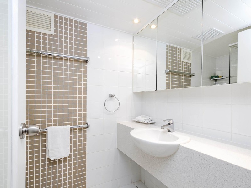 102-103/6 ‘Hotel Laguna’ Hastings Street, Noosa Heads QLD 4567