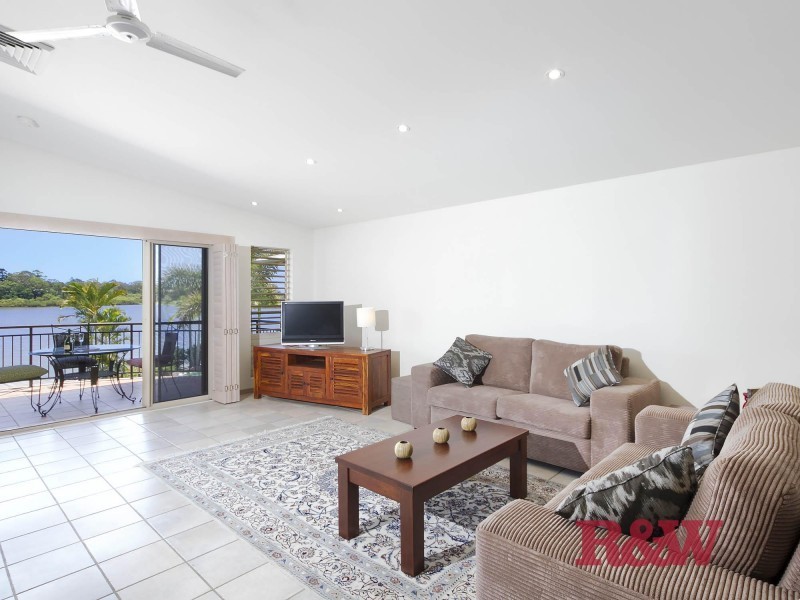 15/’Noosa River Quays’  Blakesley St, Tewantin QLD 4565