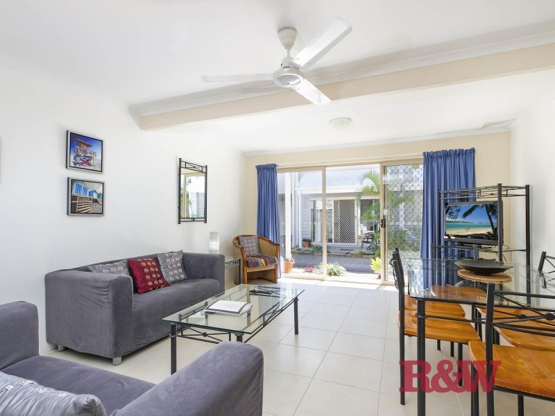 25/13 ‘Pelican Beach’  James Street, Noosaville QLD 4566