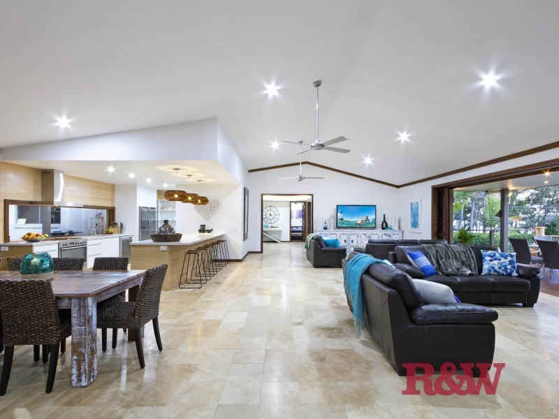 79 Lake Weyba Drive, Weyba Downs QLD 4562